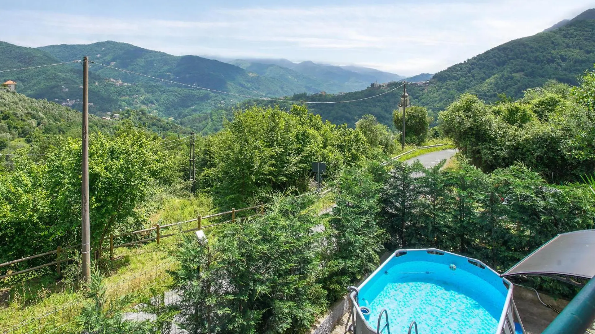 2 Bedroom Lovely Home In Tribogna Ferrada di Moconesi Italy