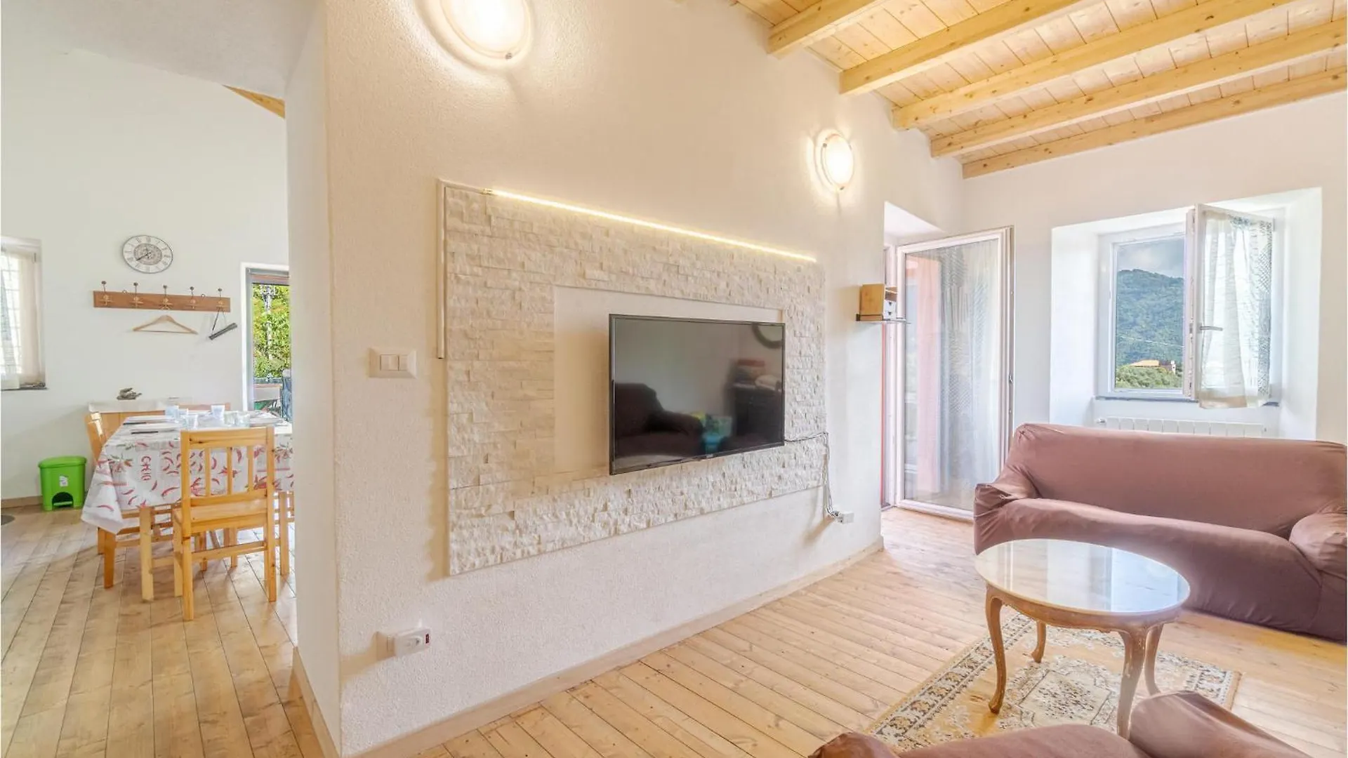 2 Bedroom Lovely Home In Tribogna Ferrada di Moconesi
